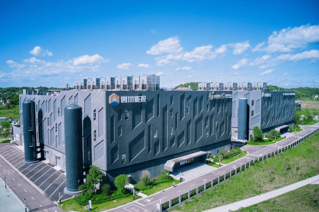 第一！简阳工业经济交出高质量答卷凯发k8登录非凡“十四五” 增速(图10)